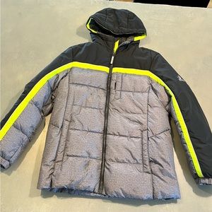Boys winter coat 14/16 new
